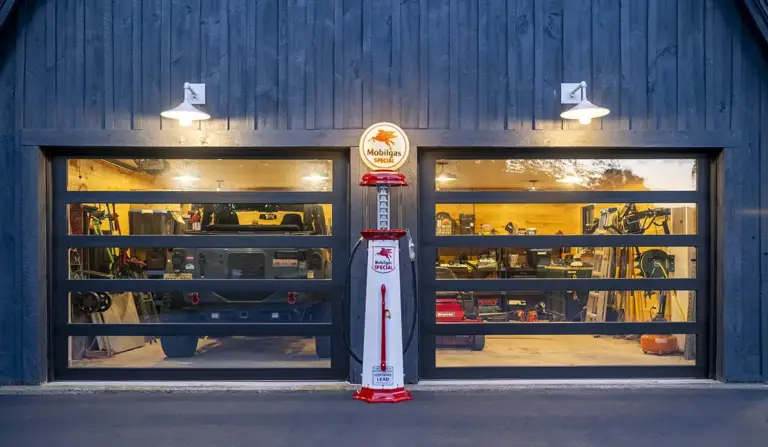 Avante® Sleek

Minimalist frames and slim horizontal windows for bright, unobstructed views